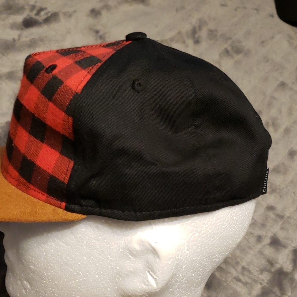 cirque hat - Picture 2 of 5